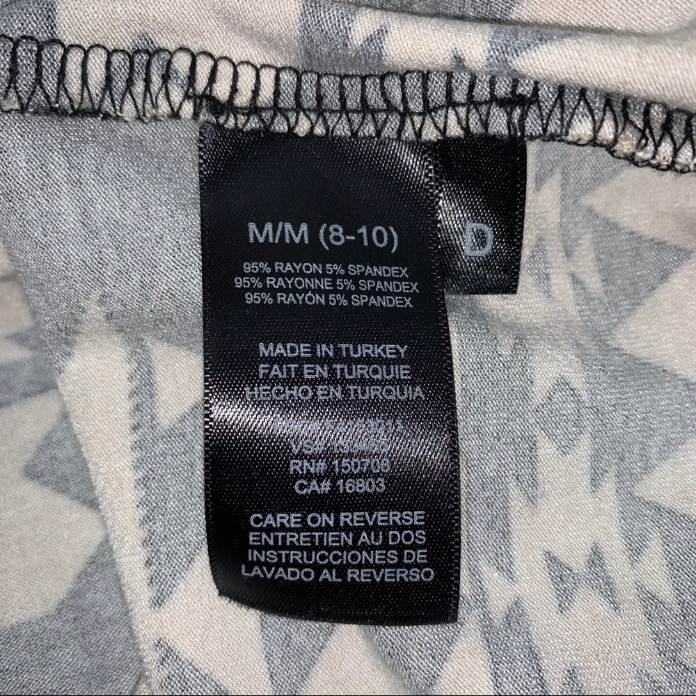 Signature Weekend Aztec Print Tunic - Picture 8 of 8